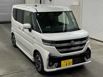 Suzuki Spacia Custom