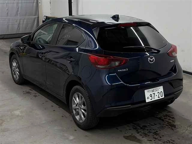 Mazda Demio  с аукциона в Японии