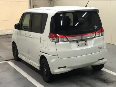 Suzuki Solio