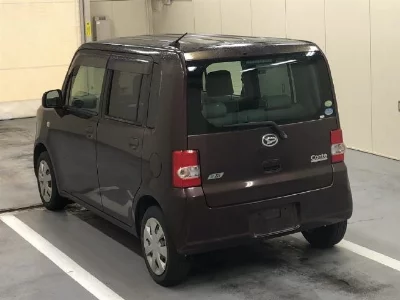 Daihatsu Move Conte