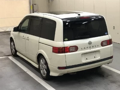 Nissan Lafesta
