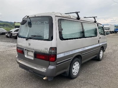 Toyota HIACE WAGON