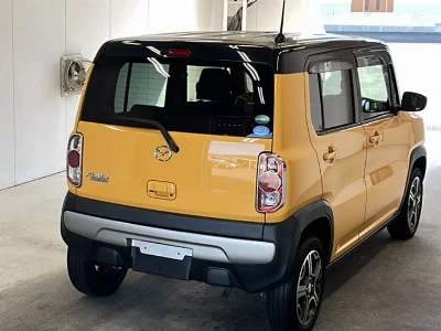 Mazda Flair Crossover