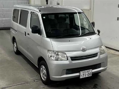 Toyota LiteAce Van