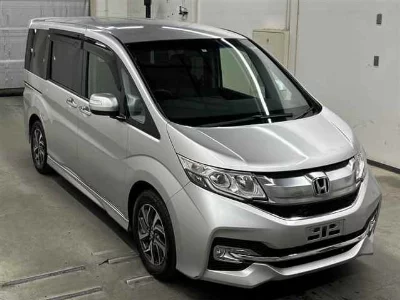 Honda STEPWGN SPADA