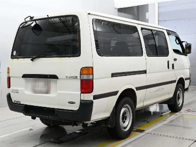 Toyota HiAce Van