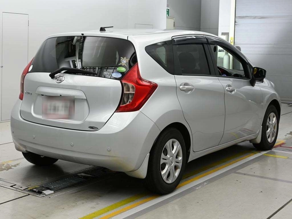 Nissan Note  с аукциона в Японии