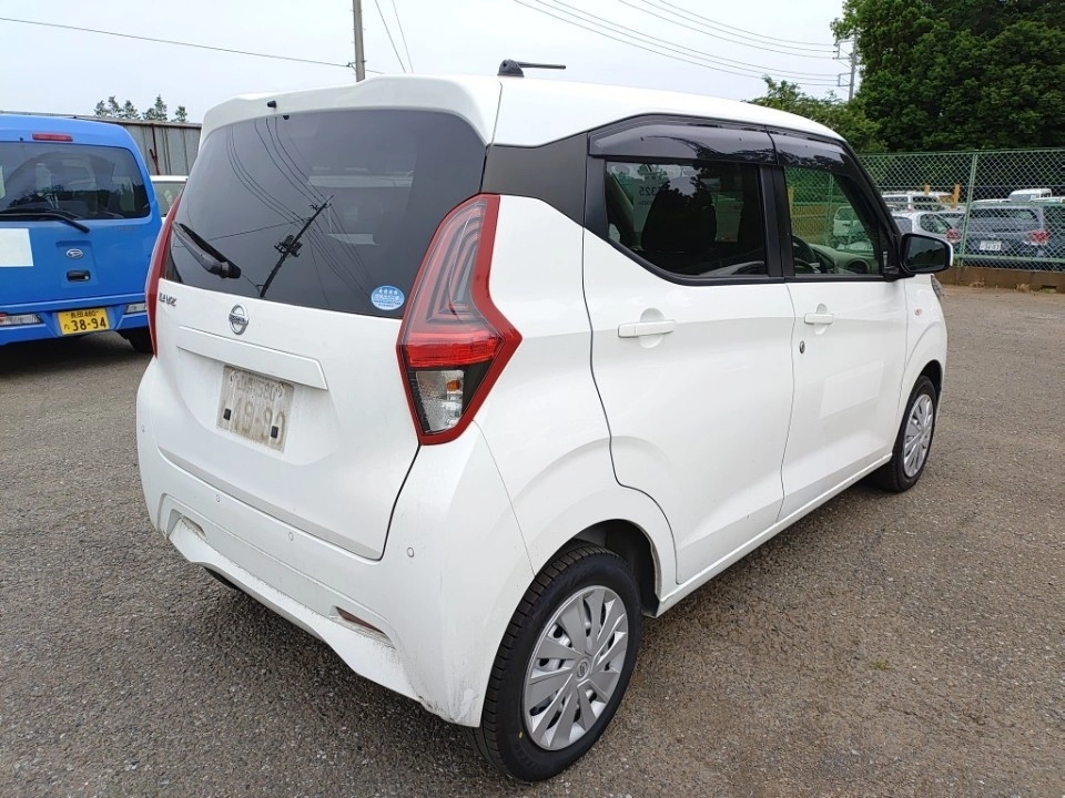 Nissan Dayz  с аукциона в Японии