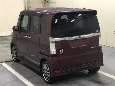 Honda N BOX CUSTOM