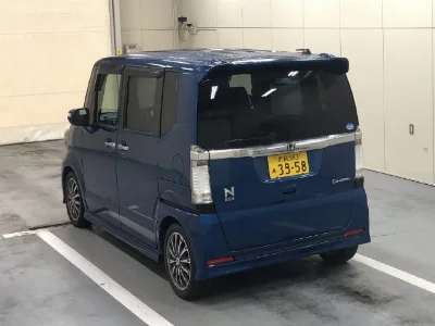 Honda N BOX CUSTOM