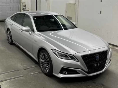 Toyota CROWN HYBRID