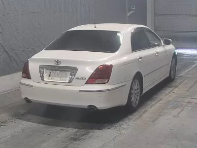 Toyota CROWN MAJESTA