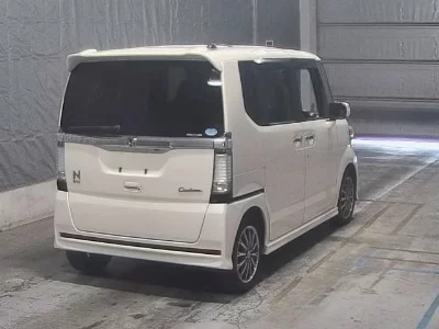 Honda N BOX CUSTOM