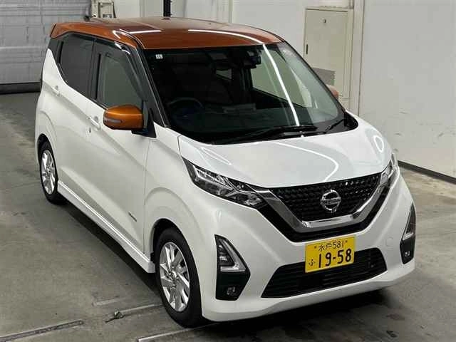 Nissan Dayz  с аукциона в Японии