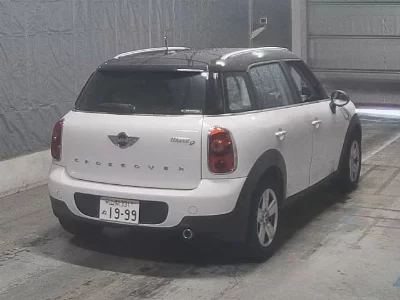 MINI MINI CROSSOVER
