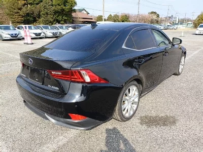 Lexus IS300h