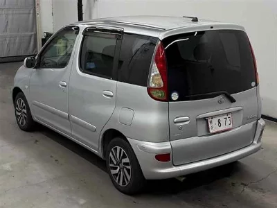 Toyota FUN CARGO