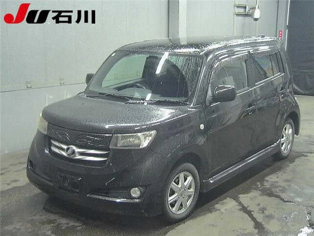 Toyota bB  с аукциона в Японии