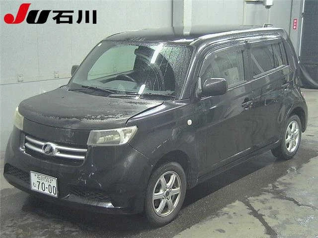 Toyota bB  с аукциона в Японии
