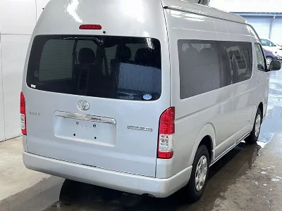 Toyota HIACE WAGON