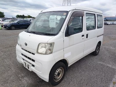 Toyota Pixis Van