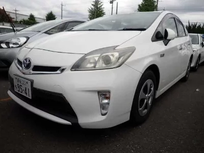 Toyota Prius PHV