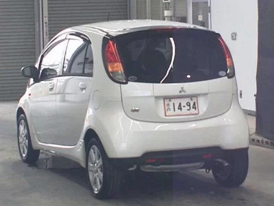 Mitsubishi i