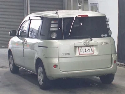 Toyota Sienta