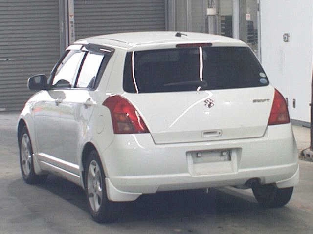 Suzuki Swift  с аукциона в Японии