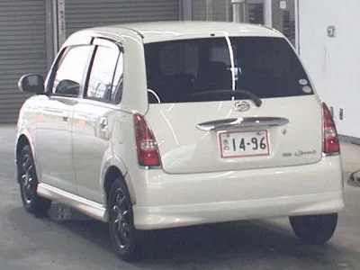 Daihatsu Mira Gino