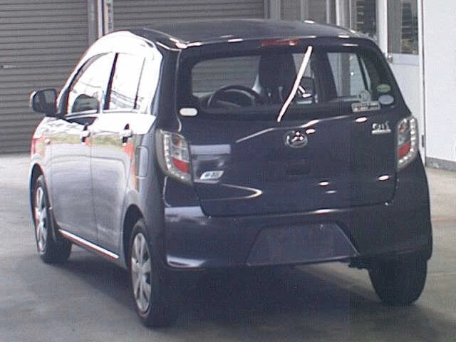 Daihatsu Mira e:S  с аукциона в Японии