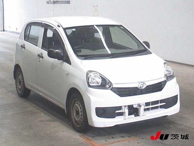 Daihatsu Mira e:S  с аукциона в Японии