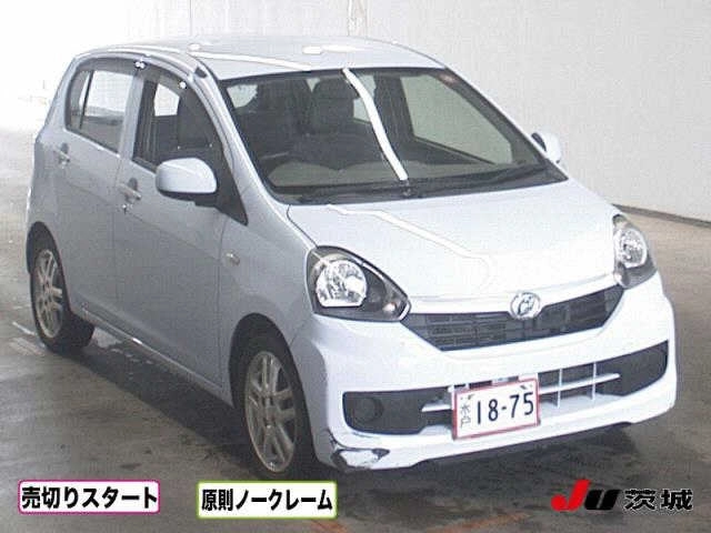 Daihatsu Mira e:S  с аукциона в Японии