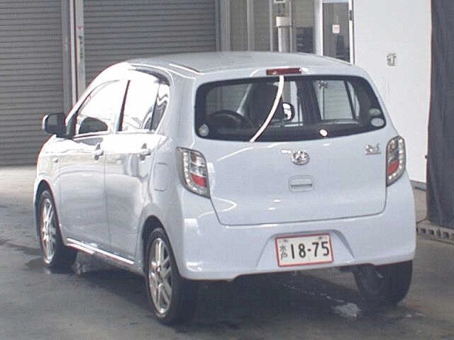 Daihatsu Mira e:S  с аукциона в Японии