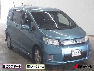 Honda Freed Spike