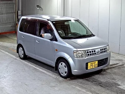 Nissan Otti