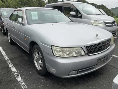 Nissan Laurel
