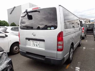 Toyota HiAce Van