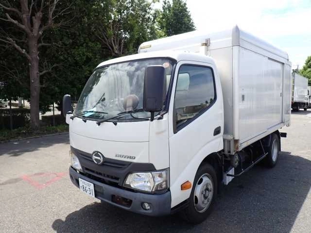 Hino Dutro  с аукциона в Японии