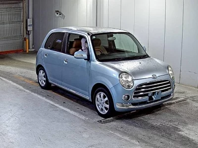 Daihatsu Mira Gino