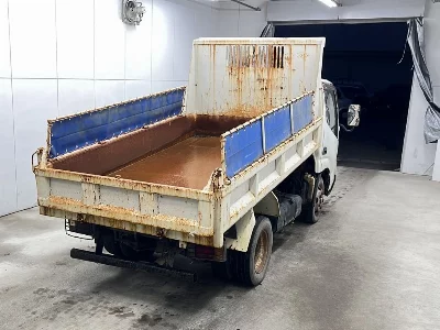 Hino Dutro