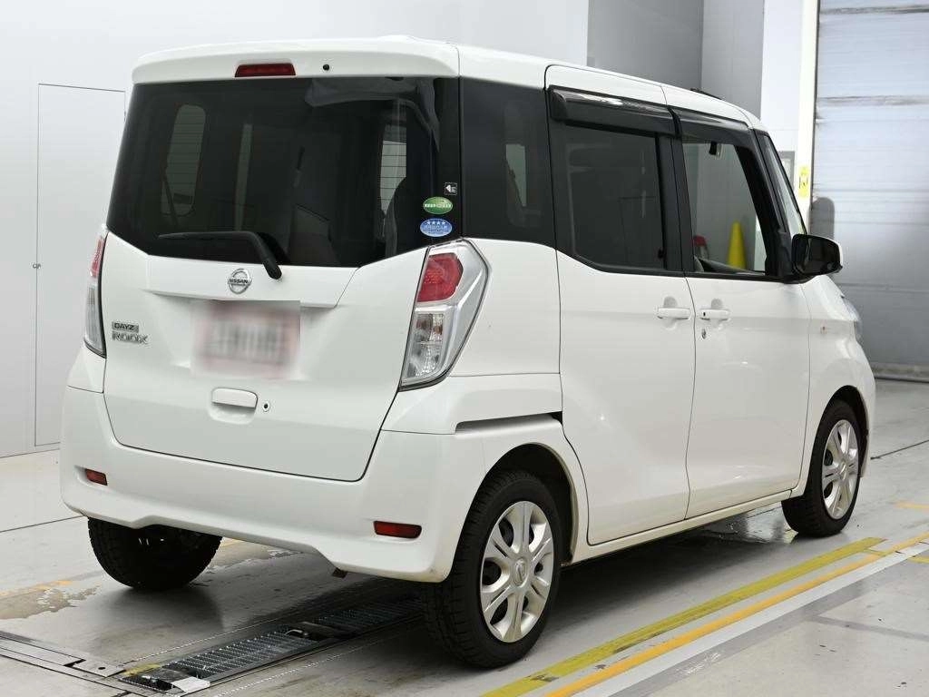 Nissan Dayz Roox  с аукциона в Японии
