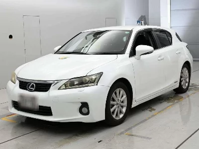 Lexus CT200h