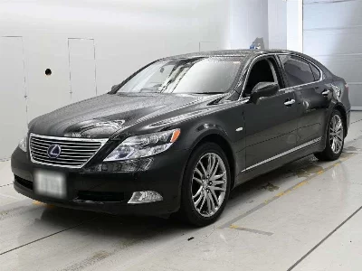 Lexus LS600hL