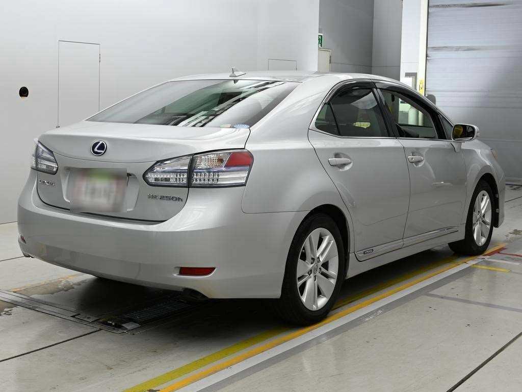 Lexus HS250h  с аукциона в Японии
