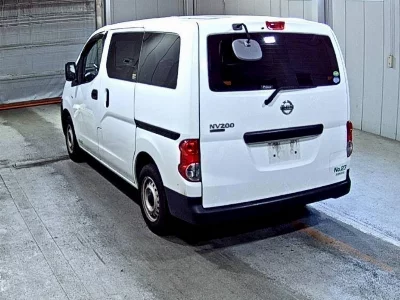 Nissan NV200 VANETTE VAN