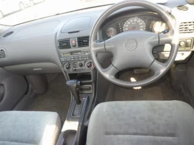 Nissan Sunny