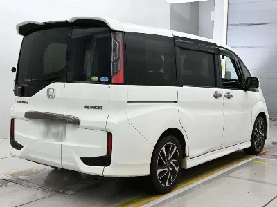 Honda STEPWGN SPADA