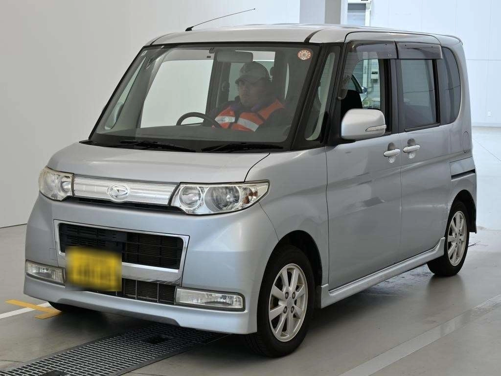 Daihatsu Tanto  с аукциона в Японии
