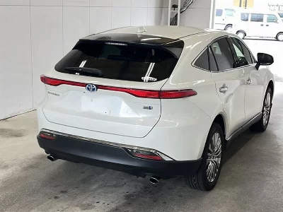 Toyota HARRIER HYBRID